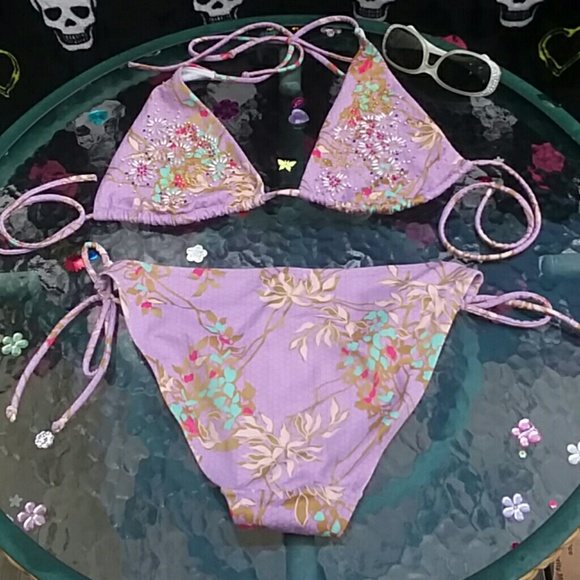 👙Bead Embellished Vic secret bikini👙 - Picture 5 of 5
